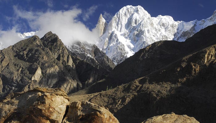 Pakistan-Mountain-Adventure-01