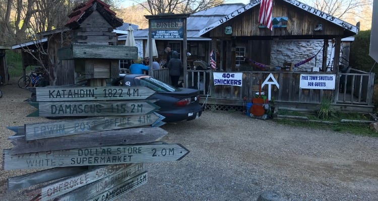 Uncle Johnny’s Nolichucky Hostel and Outfitters